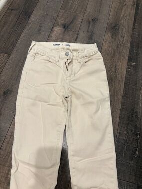 Old Navy Women's Cream Straight-Leg Jeans - Neutral Ivory